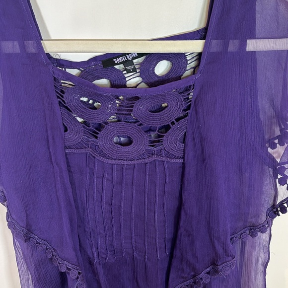 S 100% SILK top - Picture 3 of 6